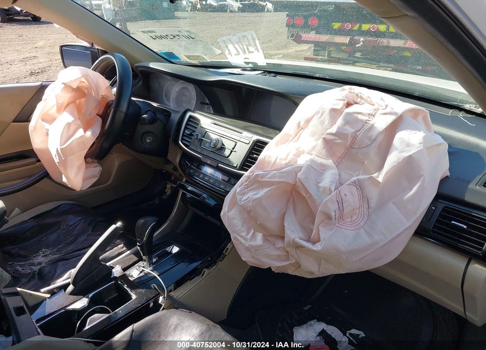 2017 HONDA ACCORD LX VIN: 1HGCR2F3XHA185861