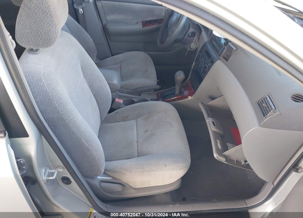 2003 TOYOTA COROLLA LE VIN: 2T1BR38E83C110126