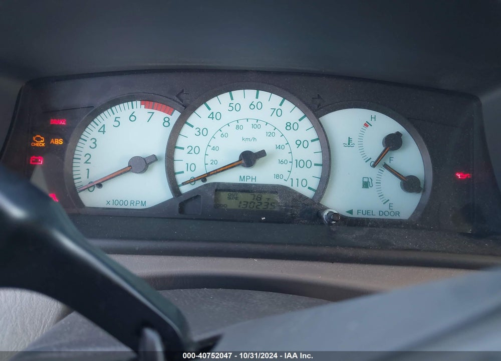 2003 TOYOTA COROLLA LE VIN: 2T1BR38E83C110126