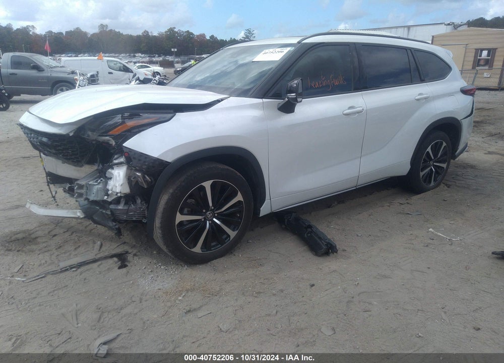 2022 TOYOTA HIGHLANDER XSE VIN: 5TDJZRBH2NS185478