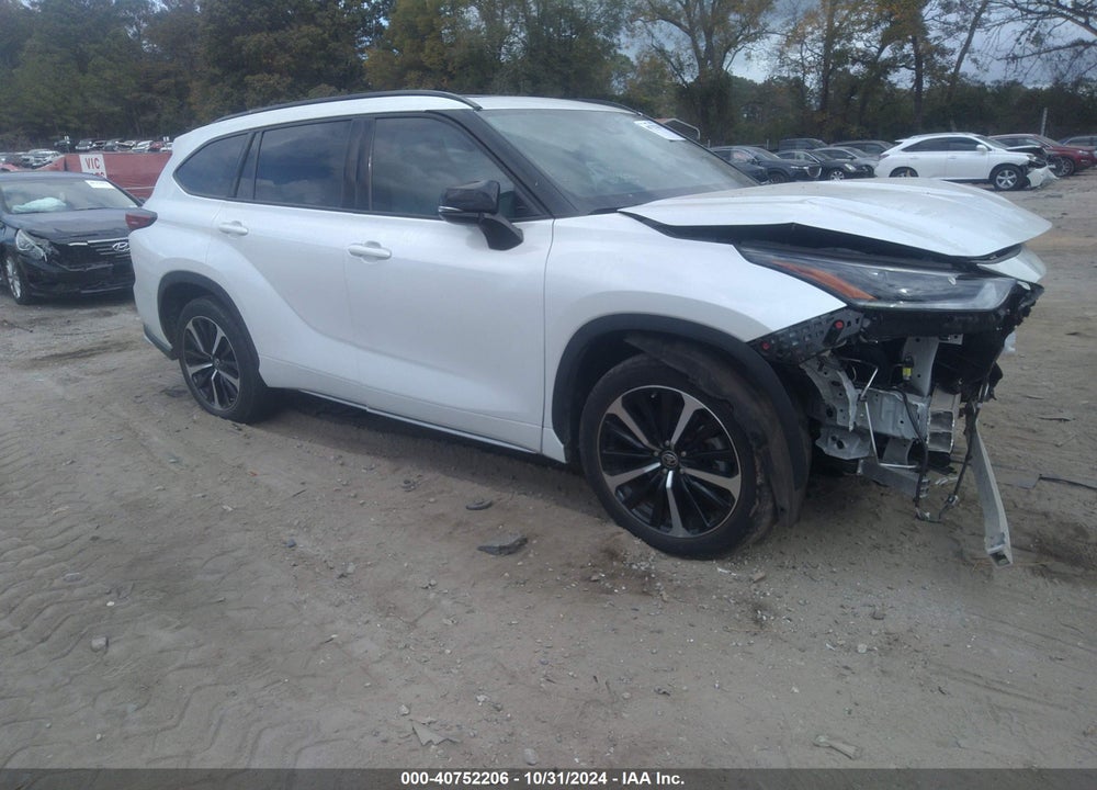 2022 TOYOTA HIGHLANDER XSE VIN: 5TDJZRBH2NS185478