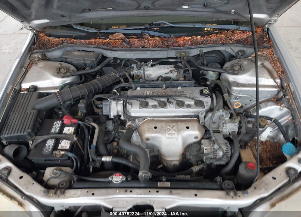 2002 HONDA ACCORD 2.3 VP VIN: 1HGCF86642A153338