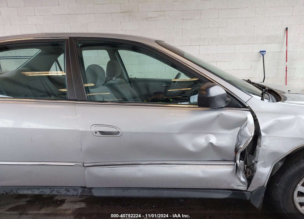 2002 HONDA ACCORD 2.3 VP VIN: 1HGCF86642A153338