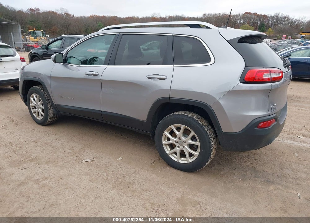2017 JEEP CHEROKEE LATITUDE 4X4 VIN: 1C4PJMCB7HD213466