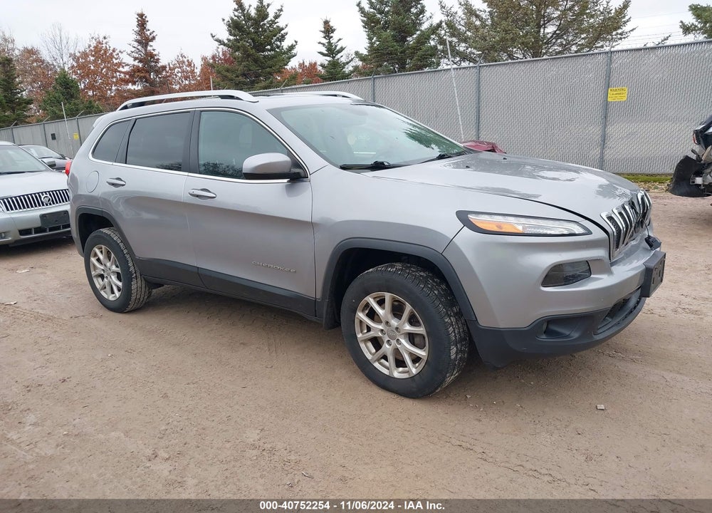 2017 JEEP CHEROKEE LATITUDE 4X4 VIN: 1C4PJMCB7HD213466