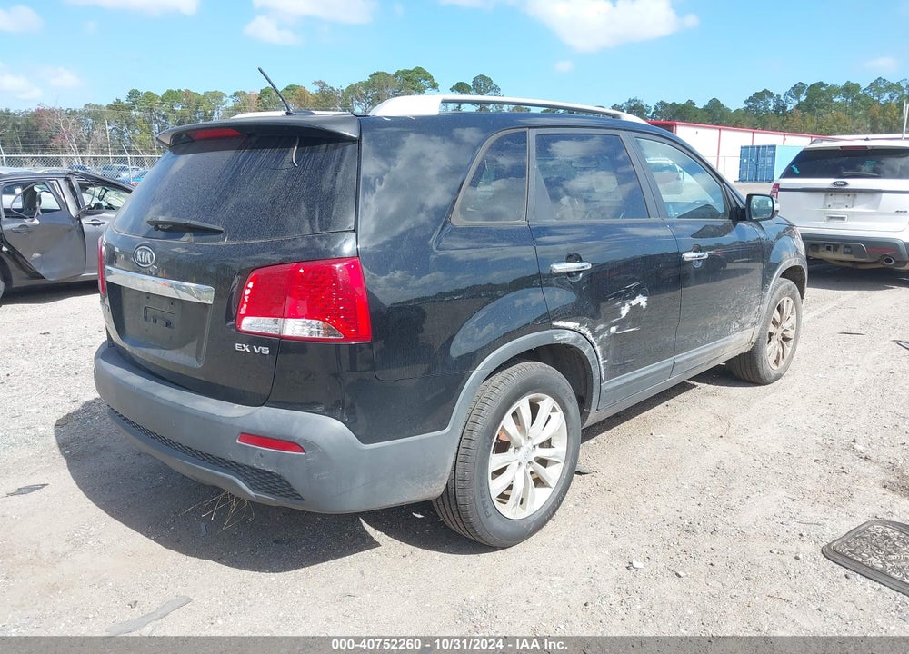 2011 KIA SORENTO EX V6 VIN: 5XYKU4A26BG143245
