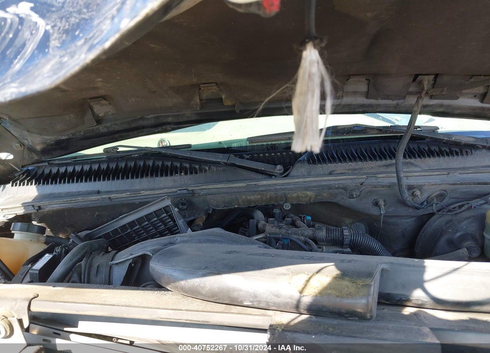 2002 CHEVROLET TAHOE LT VIN: 1GNEC13Z22R146547
