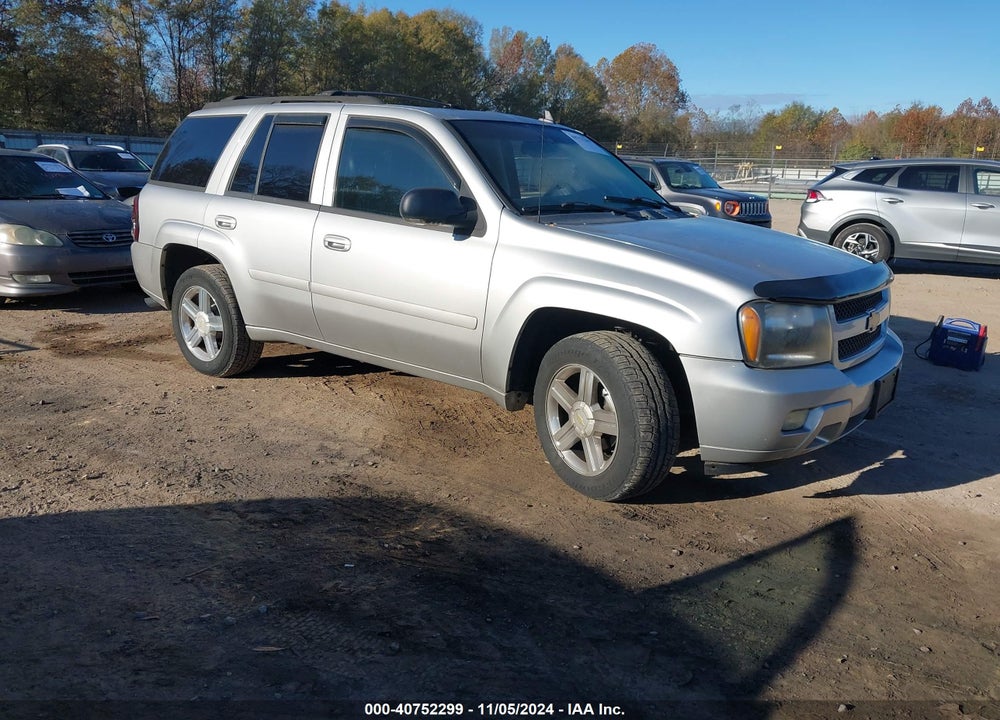2008 CHEVROLET TRAILBLAZER LT VIN: 1GNDT13S282185669