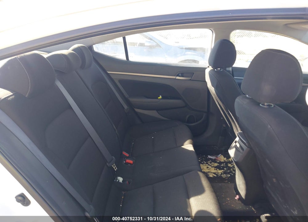 2018 HYUNDAI ELANTRA SEL VIN: 5NPD84LF1JH242530