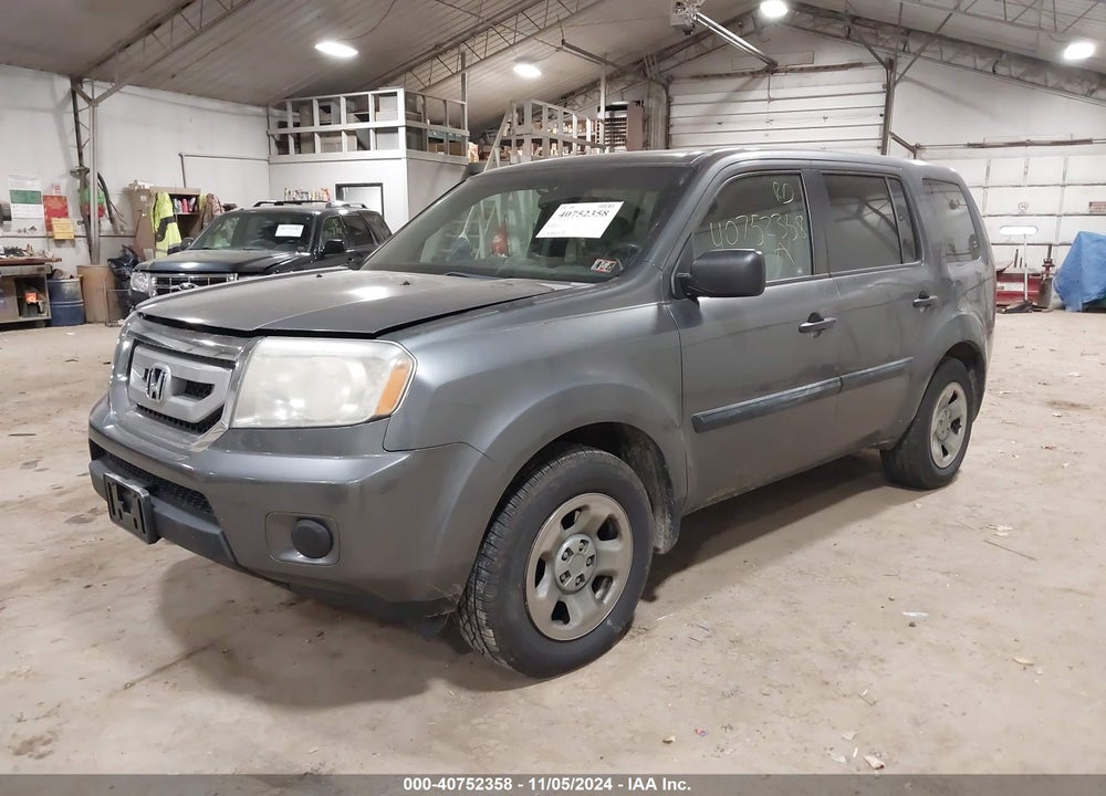 2011 HONDA PILOT VIN: 5FNYF4H26BB088863