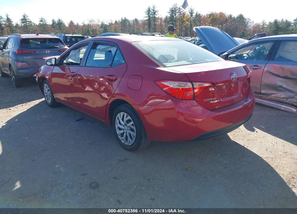 2018 TOYOTA COROLLA LE VIN: 2T1BURHE1JC056604