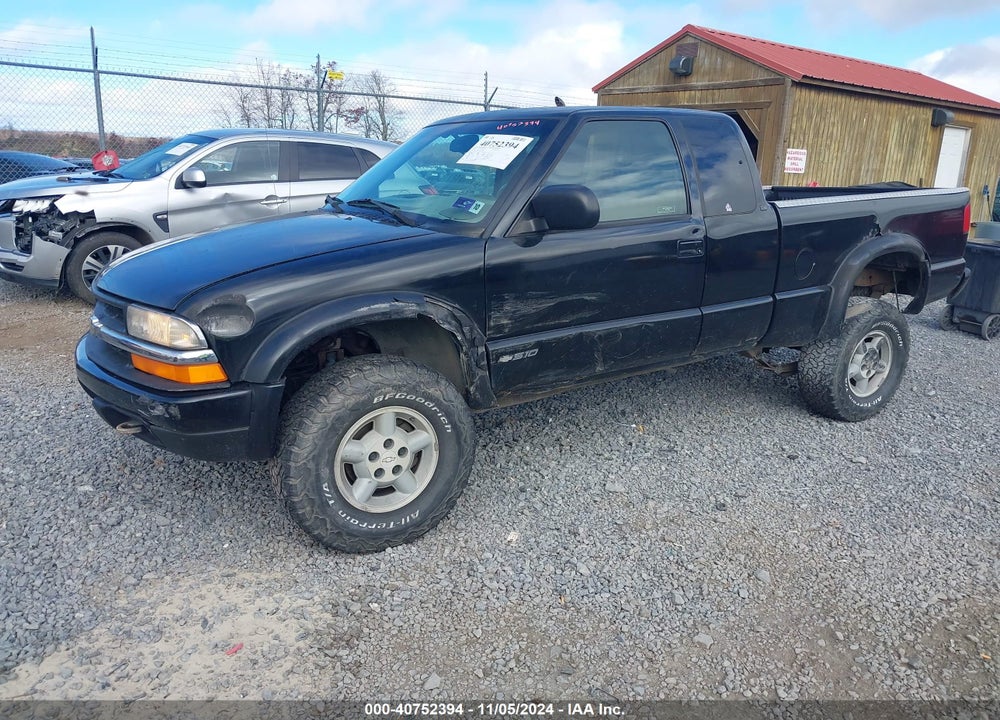 2000 CHEVROLET S-10 LS VIN: 1GCCT19WXY8163379