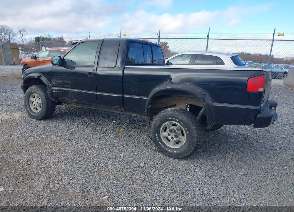2000 CHEVROLET S-10 LS VIN: 1GCCT19WXY8163379