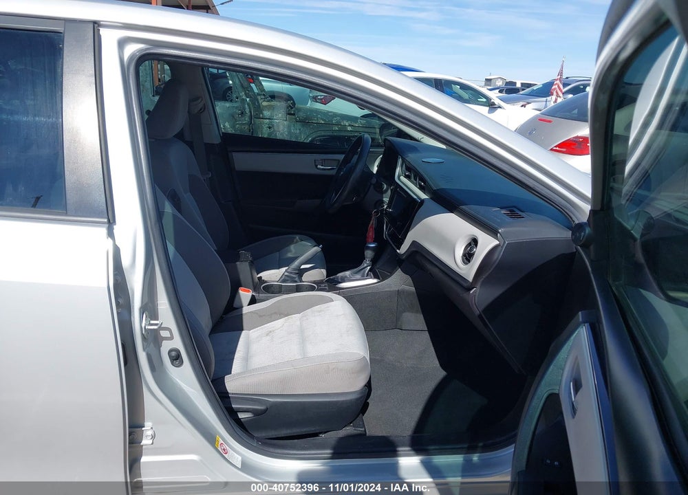 2019 TOYOTA COROLLA LE VIN: 5YFBURHE1KP876330