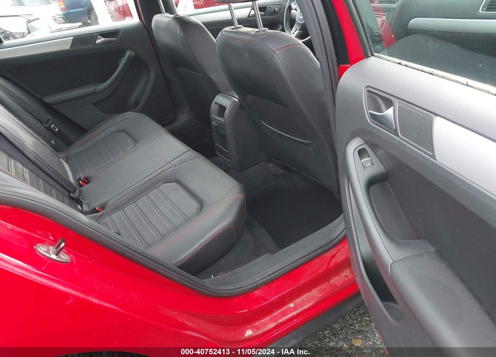 2013 VOLKSWAGEN GLI AUTOBAHN VIN: 3VW5S7AJ6DM310055