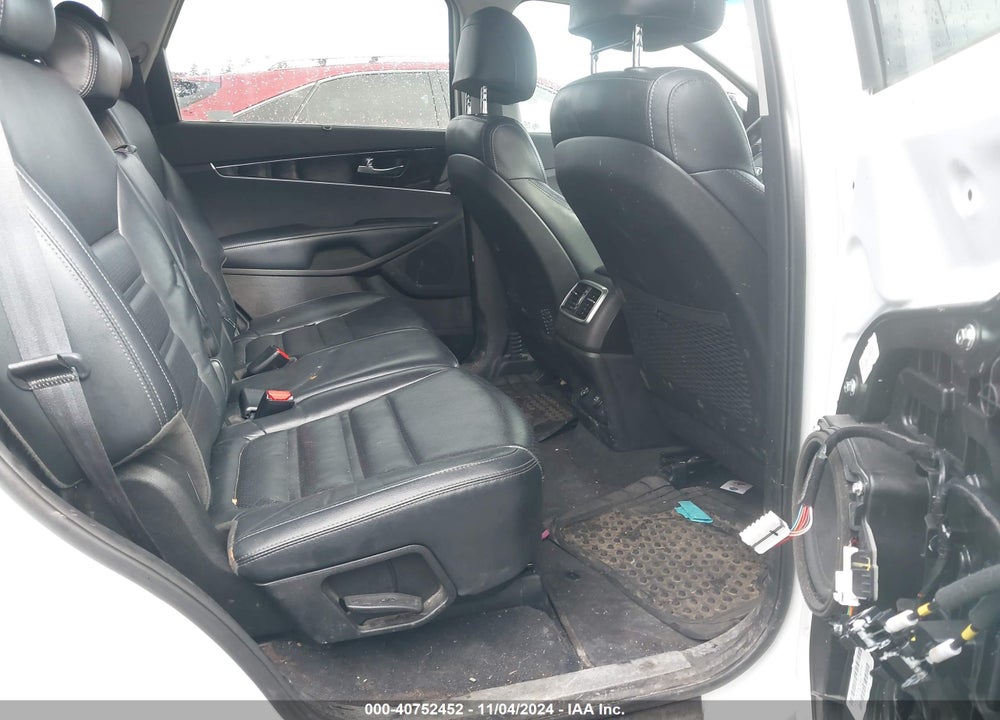 2017 KIA SORENTO 3.3L EX VIN: 5XYPHDA53HG269396