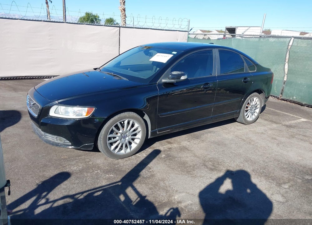 2010 VOLVO S40 2.4I VIN: YV1390MS5A2502596