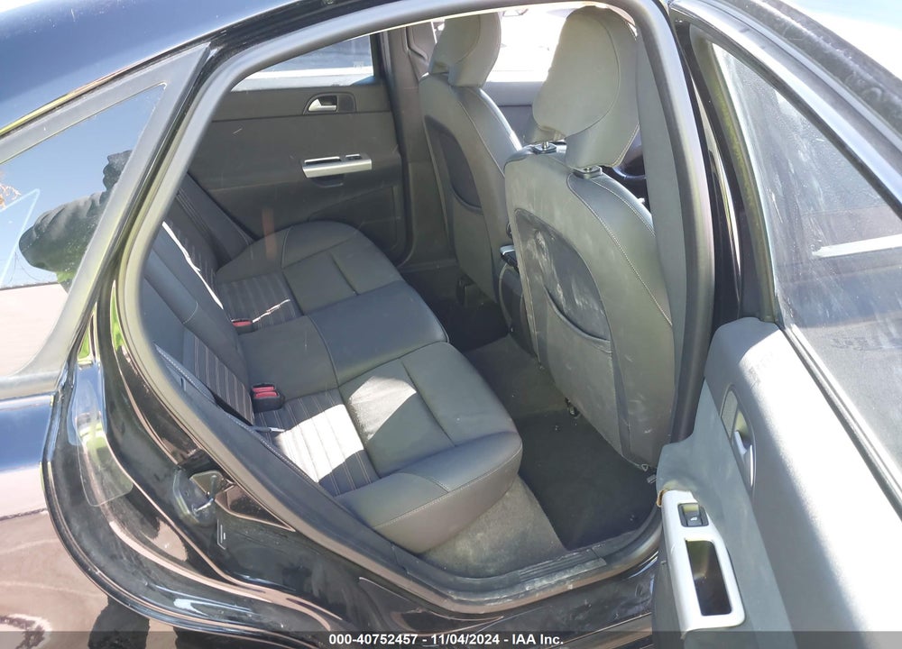 2010 VOLVO S40 2.4I VIN: YV1390MS5A2502596