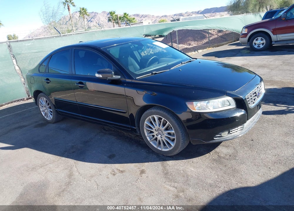 2010 VOLVO S40 2.4I VIN: YV1390MS5A2502596