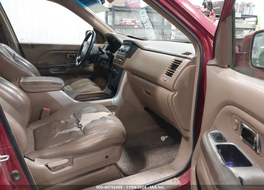 2004 HONDA PILOT EX VIN: 2HKYF18524H619683