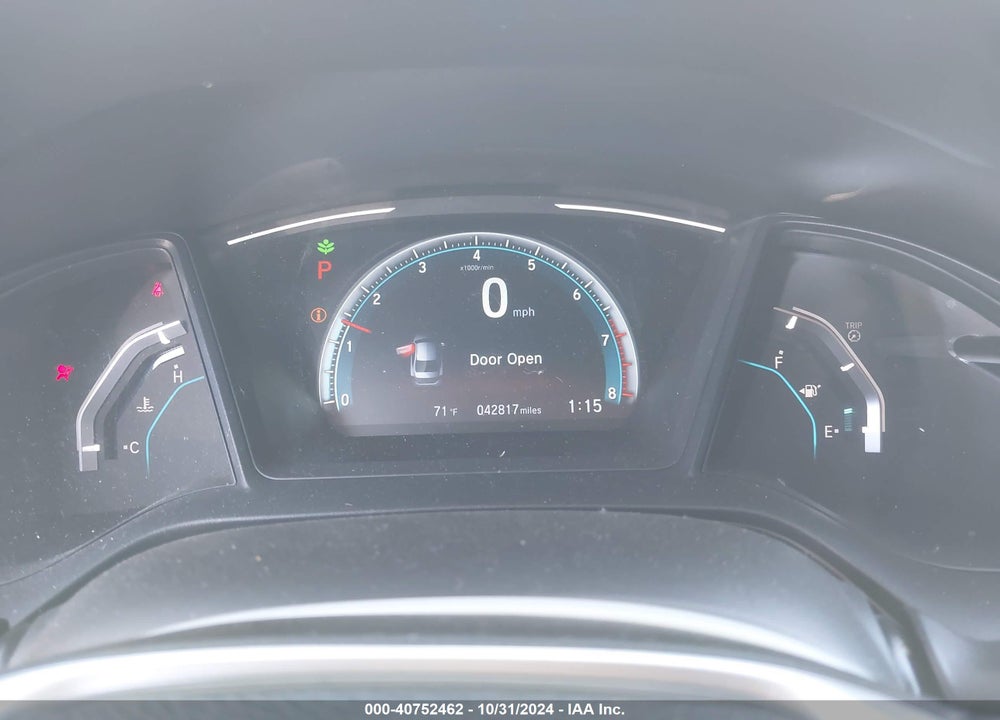 2019 HONDA CIVIC LX VIN: 2HGFC2F69KH517483