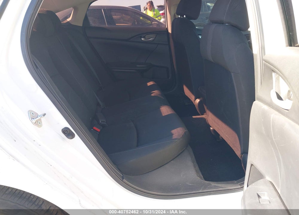 2019 HONDA CIVIC LX VIN: 2HGFC2F69KH517483