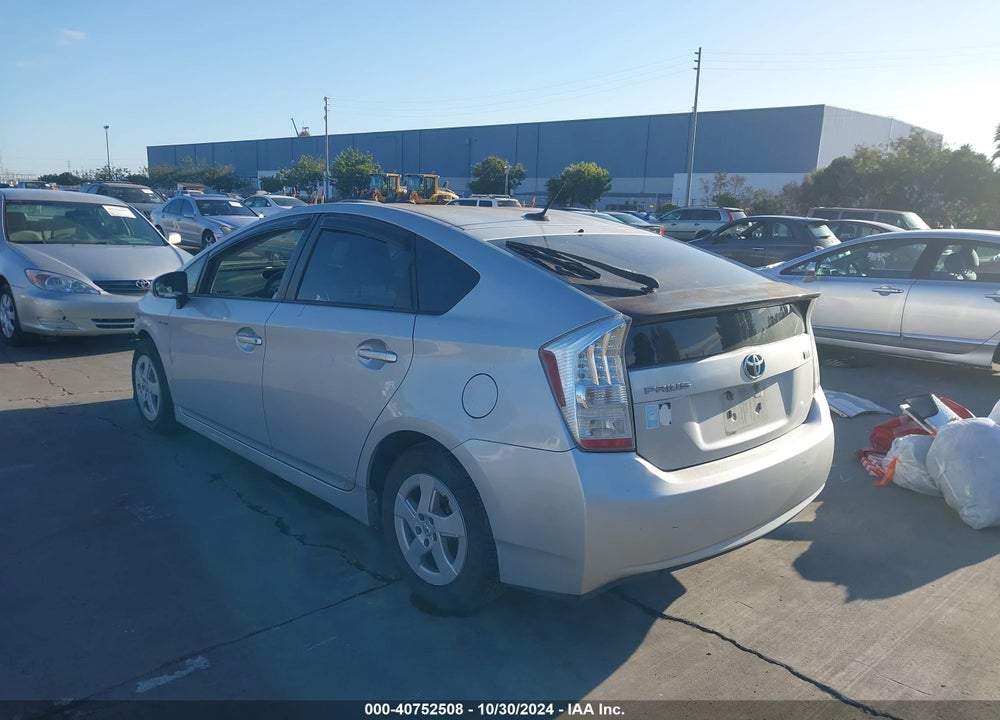 2011 TOYOTA PRIUS THREE VIN: JTDKN3DU1B0286789