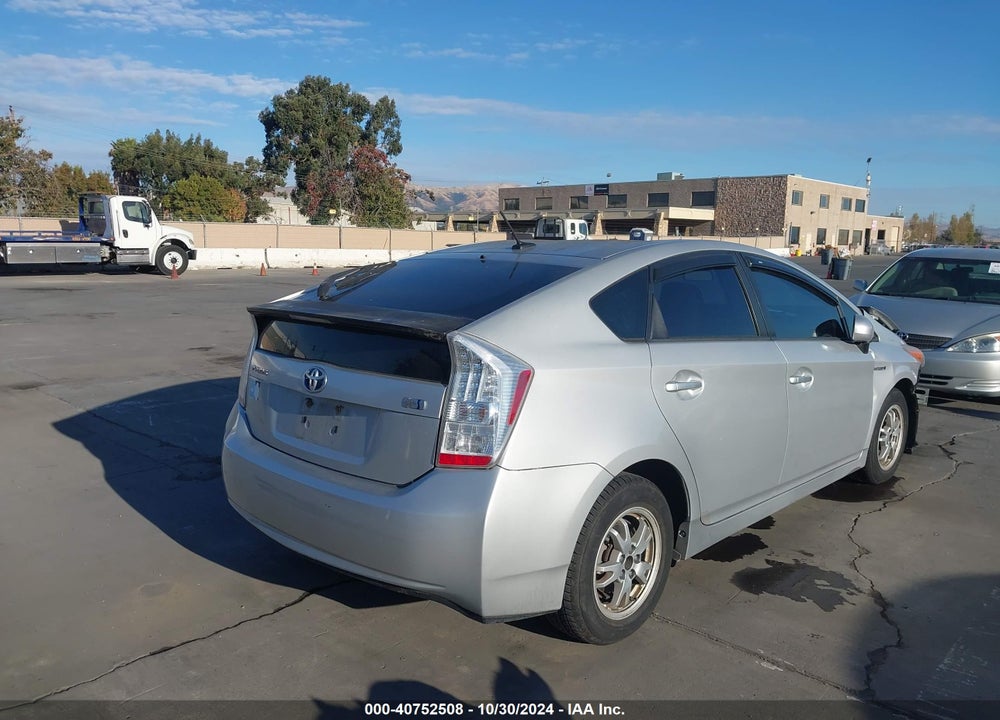 2011 TOYOTA PRIUS THREE VIN: JTDKN3DU1B0286789