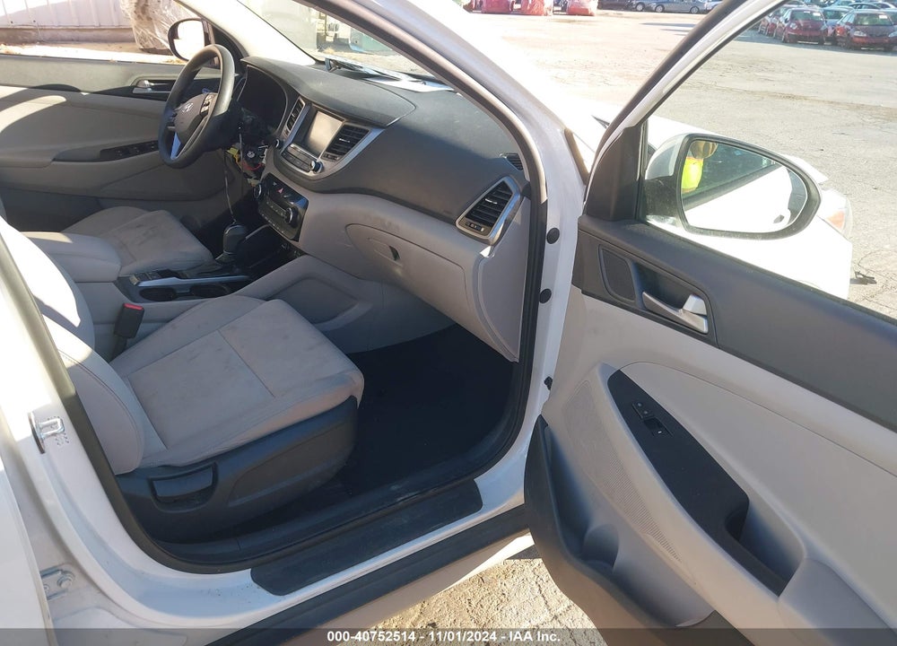 2018 HYUNDAI TUCSON SEL VIN: KM8J3CA45JU769579