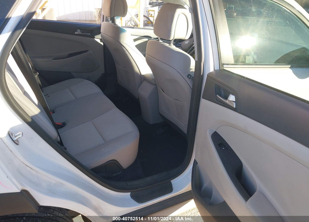 2018 HYUNDAI TUCSON SEL VIN: KM8J3CA45JU769579