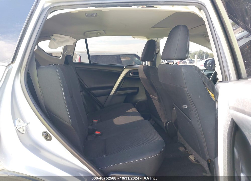 2017 TOYOTA RAV4 VIN: 2T3WFREV0HW328429