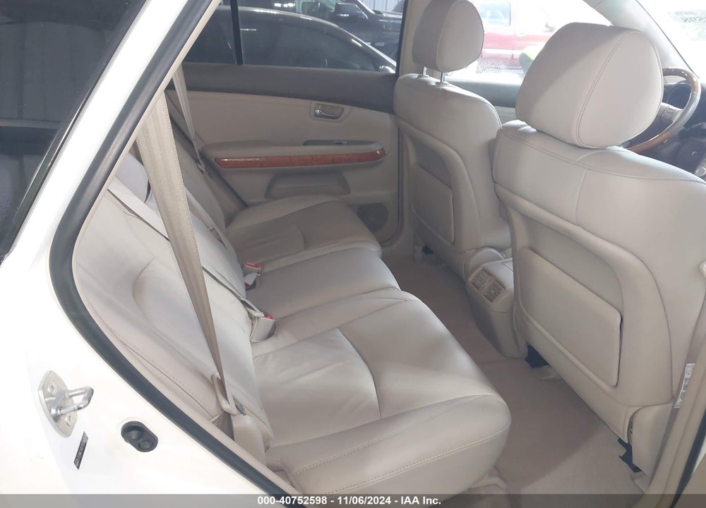 2007 LEXUS RX 350 VIN: 2T2HK31U77C040636