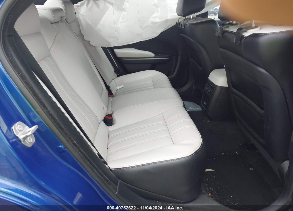 2018 CHRYSLER 300 300S AWD VIN: 2C3CCAGG7JH212666