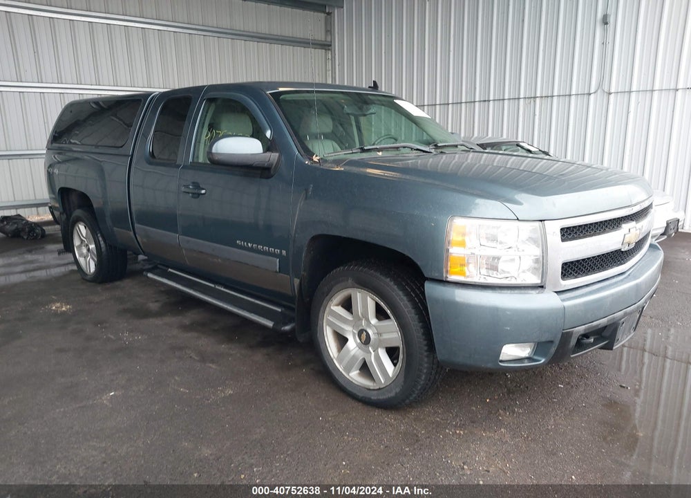 2007 CHEVROLET SILVERADO 1500 LTZ VIN: 1GCEK19067Z617210