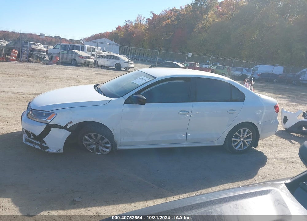 2015 VOLKSWAGEN JETTA 1.8T SE VIN: 3VWD17AJXFM212180