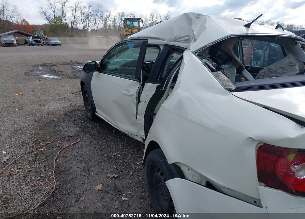 2008 VOLKSWAGEN JETTA S VIN: 3VWJM71K08M155011