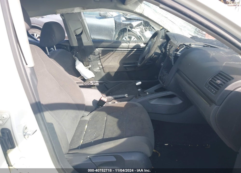 2008 VOLKSWAGEN JETTA S VIN: 3VWJM71K08M155011