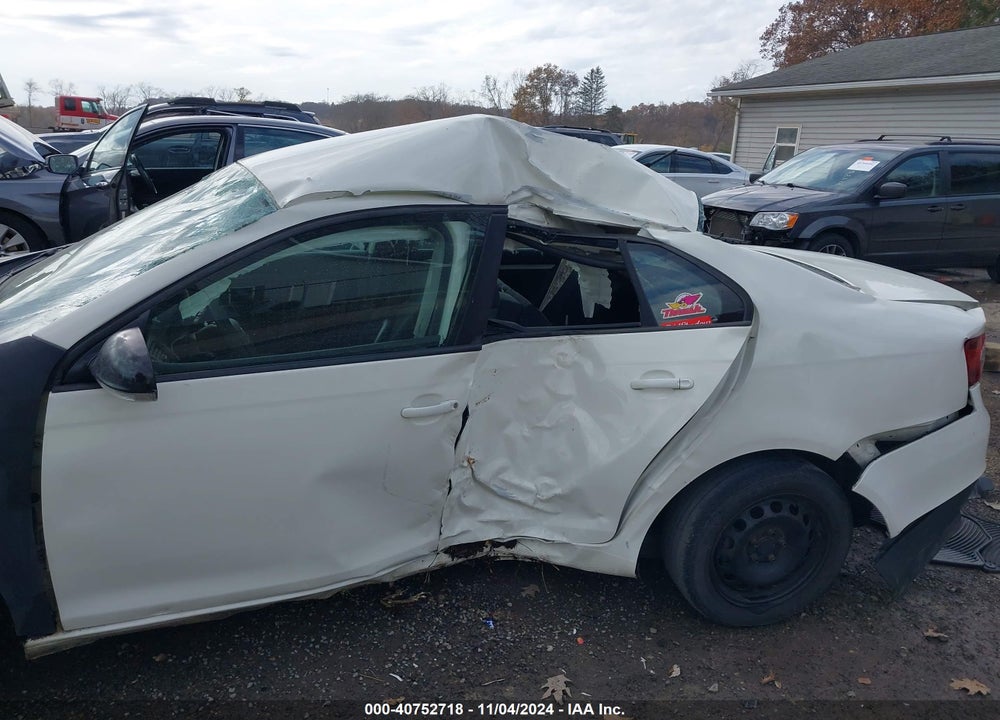 2008 VOLKSWAGEN JETTA S VIN: 3VWJM71K08M155011