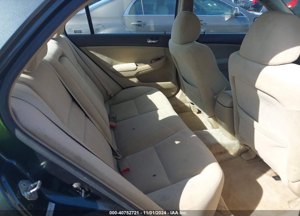 2004 HONDA ACCORD 2.4 EX VIN: 1HGCM56774A056716