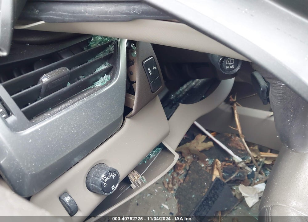2018 CHEVROLET TAHOE LS VIN: 1GNSCAKC3JR172492