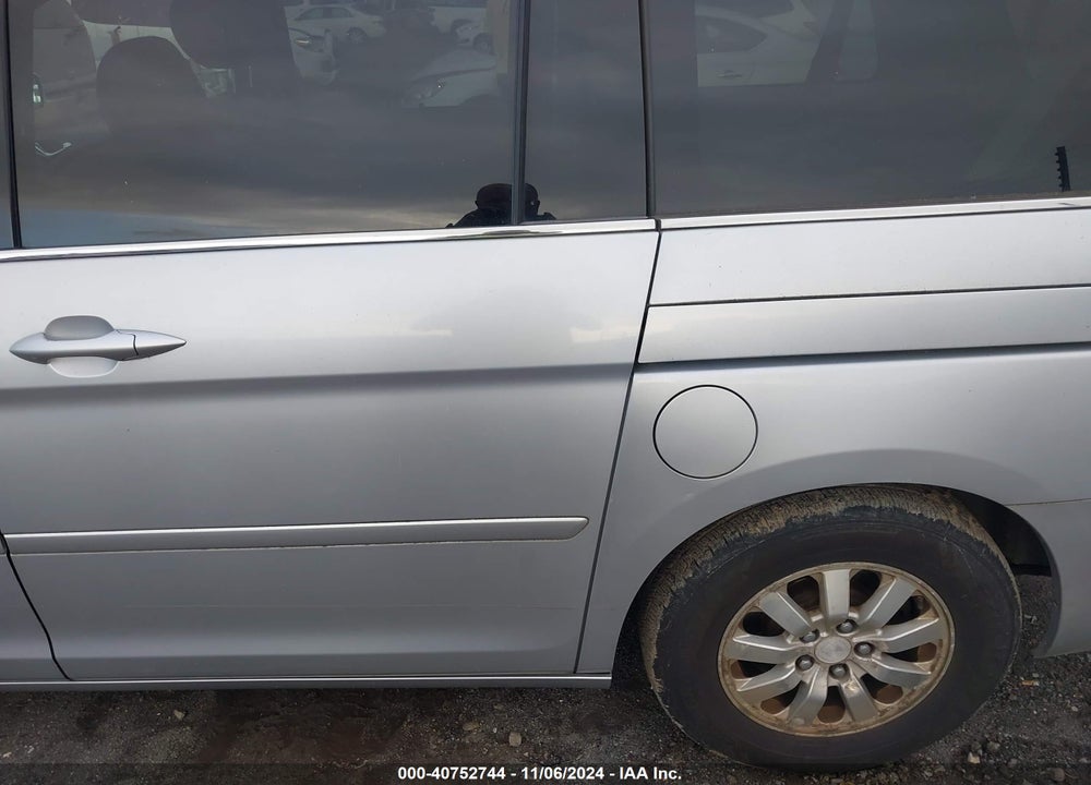 2010 HONDA ODYSSEY EX-L VIN: 5FNRL3H63AB028466