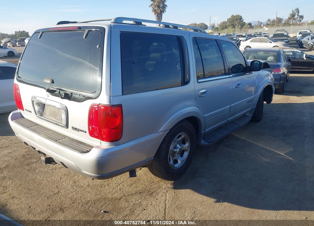 2000 LINCOLN NAVIGATOR VIN: 5LMEU27A2YLJ32507