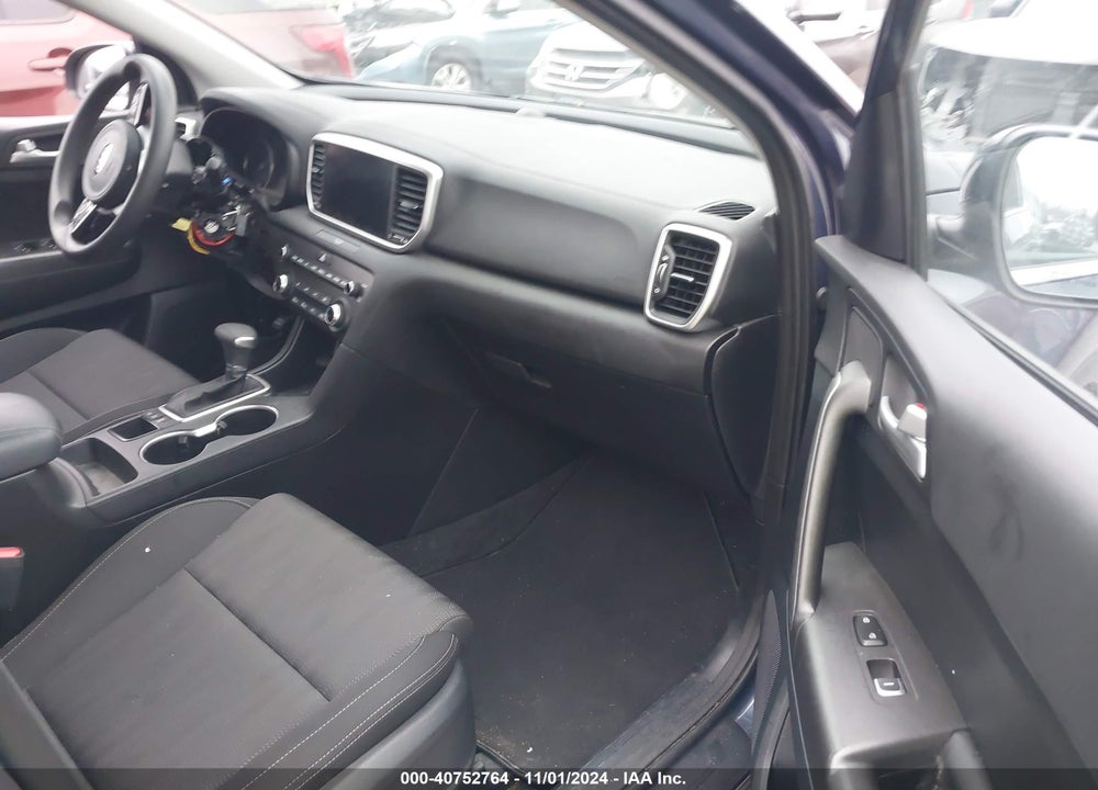 2022 KIA SPORTAGE LX VIN: KNDPMCAC8N7018936