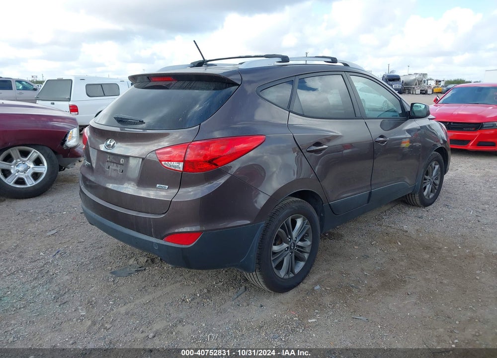 2014 HYUNDAI TUCSON SE VIN: KM8JUCAG2EU916275