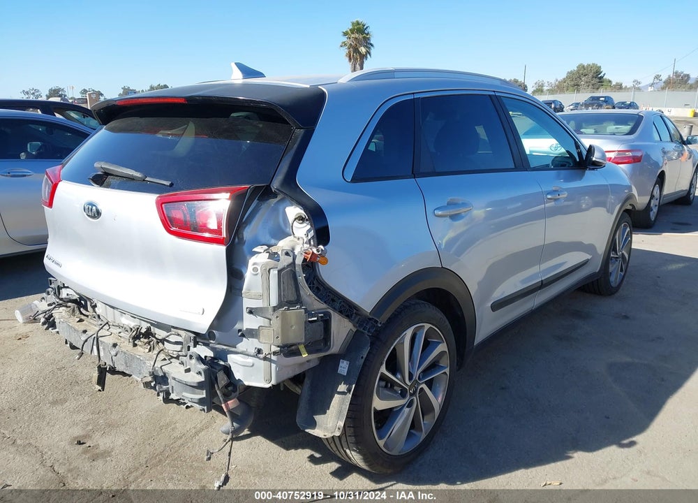 2017 KIA NIRO TOURING VIN: KNDCE3LC0H5053303