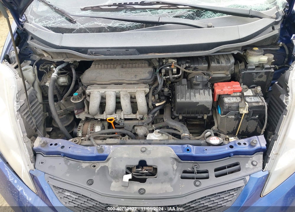 2012 HONDA FIT VIN: JHMGE8G3XCC000040