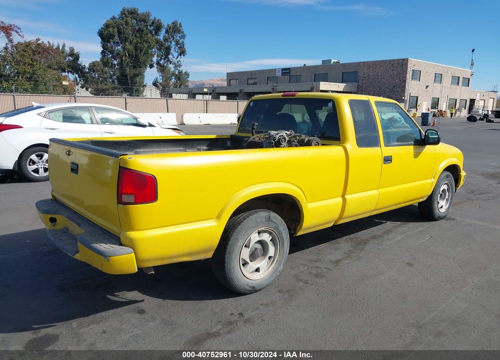 1998 GMC SONOMA SLS SPORTSIDE VIN: 1GTCS19X2W8505416