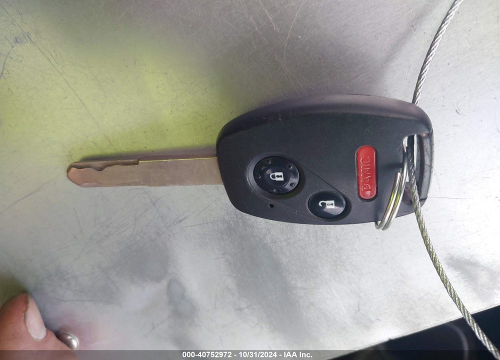 2012 HONDA FIT VIN: JHMGE8H36CS001108