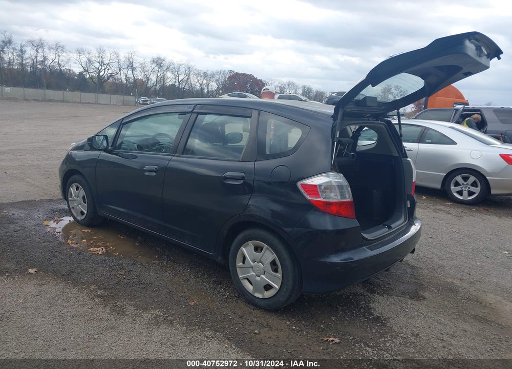 2012 HONDA FIT VIN: JHMGE8H36CS001108