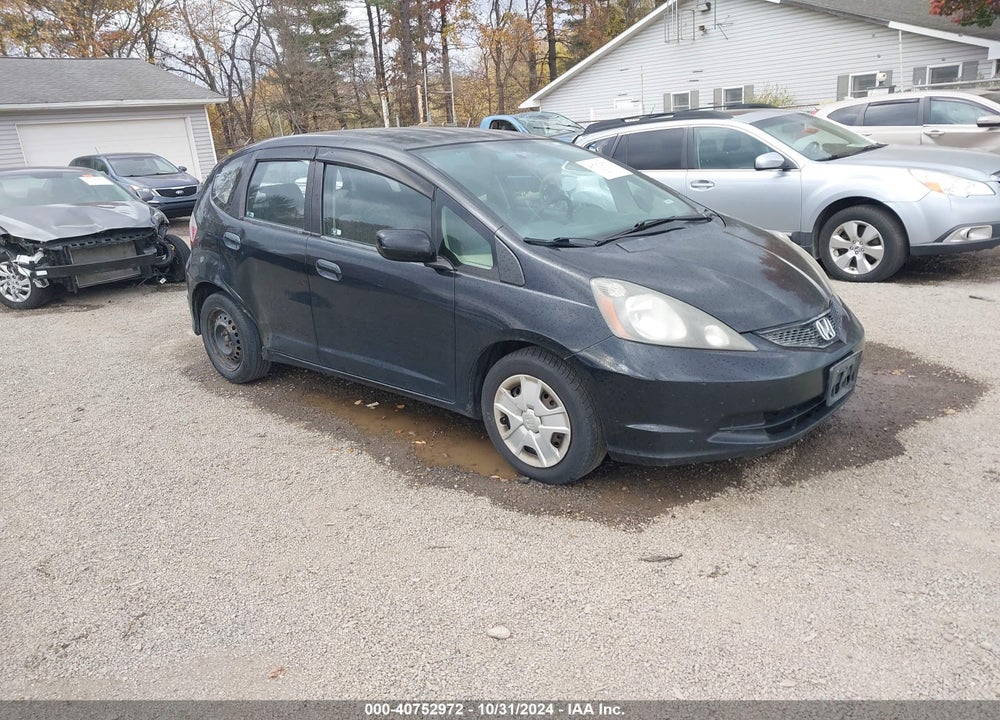 2012 HONDA FIT VIN: JHMGE8H36CS001108